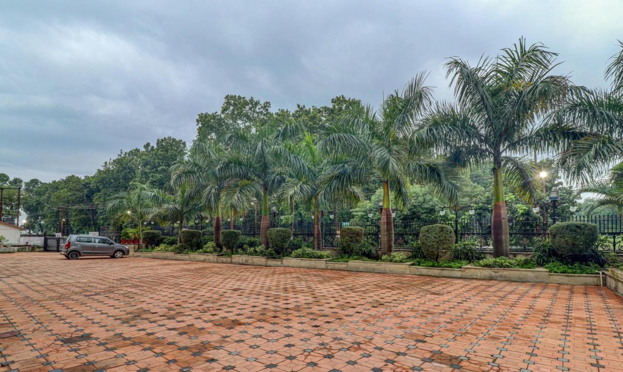 Treebo Premium Pearl Avenue, Ring Road Hotel Dehradun Ngoại thất bức ảnh